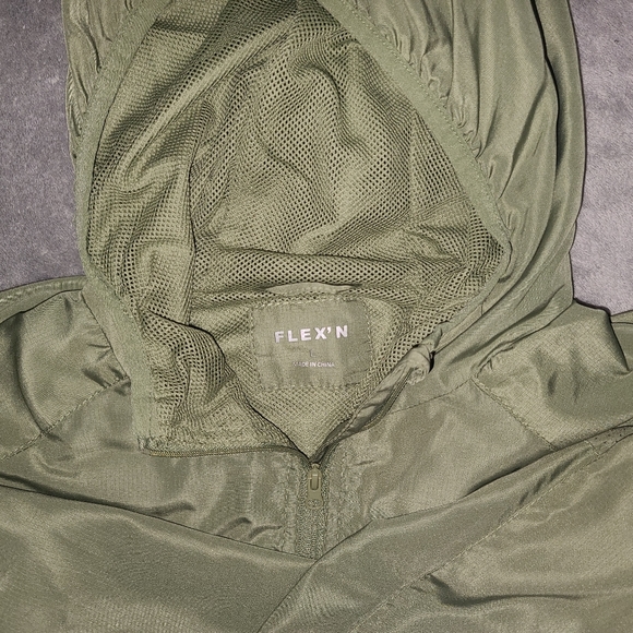 green reflective flex'n athletic jacket :) - Picture 3 of 4